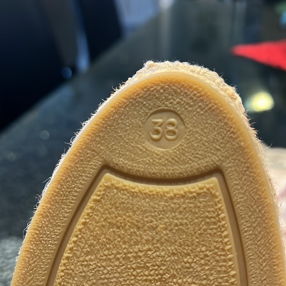 NWOB fuchsia suede sandals size 38 - Picture 4 of 9